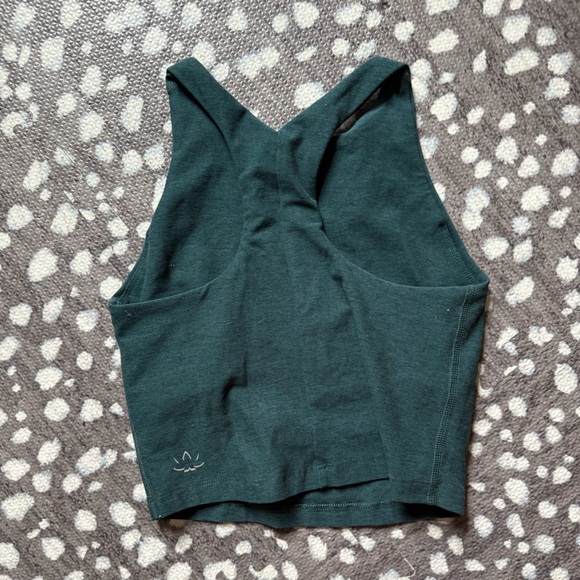 Beyond Yoga Refocus Crop Tank - Size XS - Picture 2 of 3